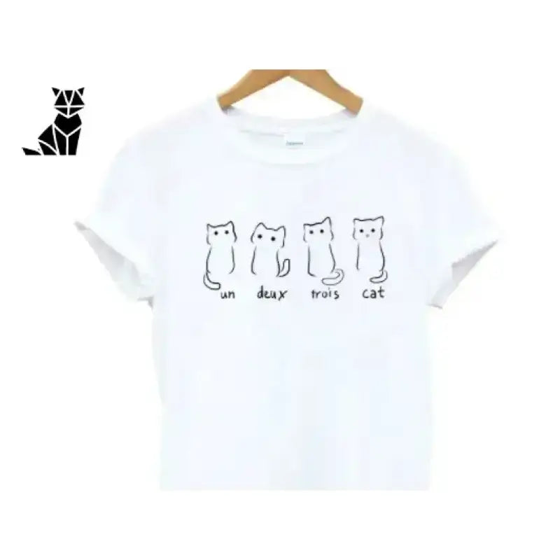 T-shirt Chat Légèrement Ajusté: Un Hommage Aux Amoureux Des Félins